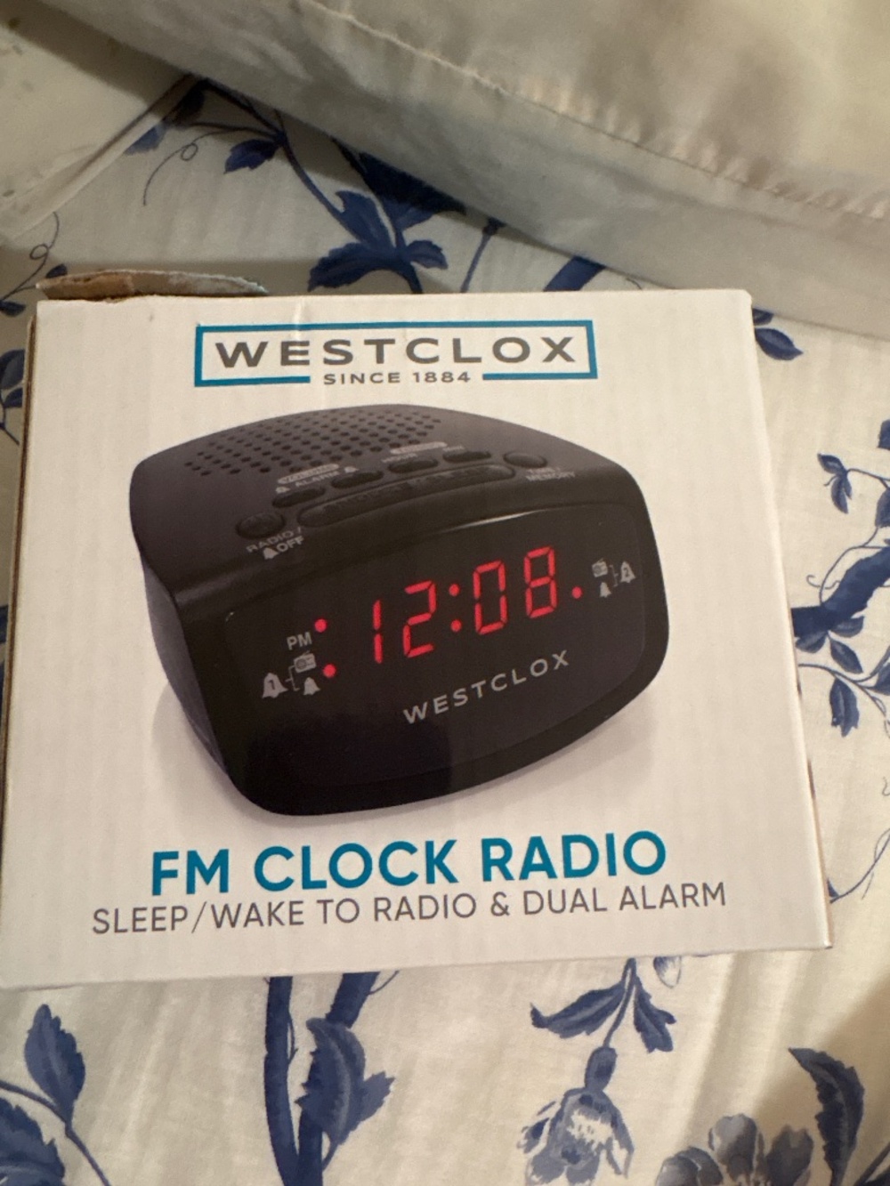 FM clock radio w.USB